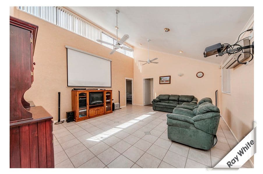 31 Willoughby Crescent, GILMORE ACT 2905, Gilmore - Thumbnail 6