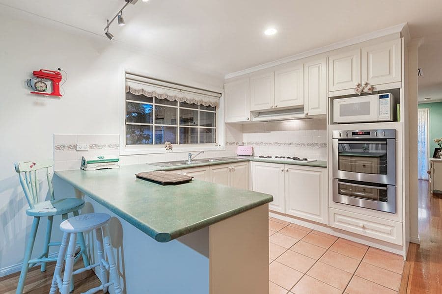18 Metropolitan Avenue, Craigieburn VIC 3064, Craigieburn - Thumbnail 2