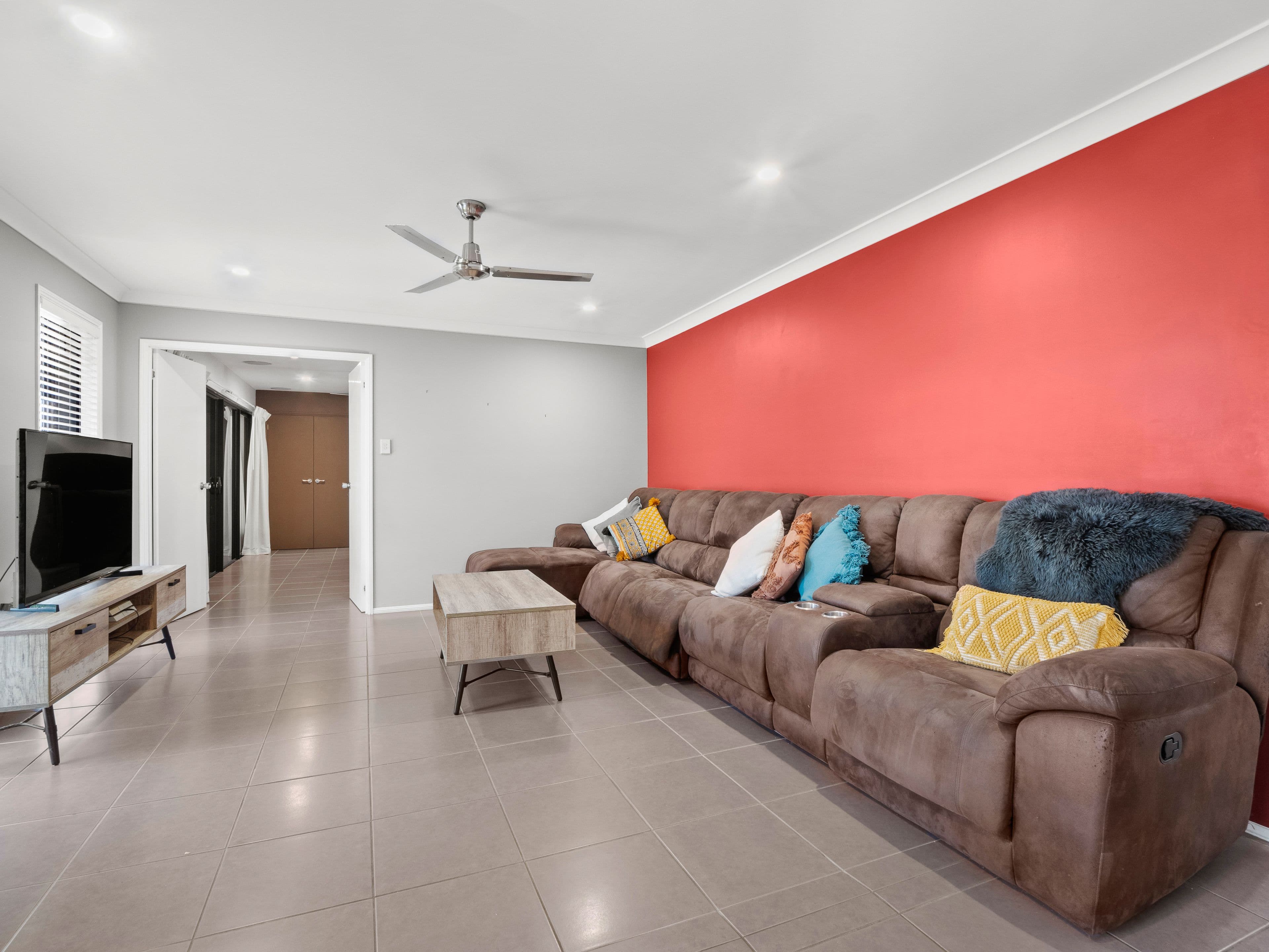 23 Penrhyn Street, Pacific Pines QLD 4211, Pacific Pines - Thumbnail 5