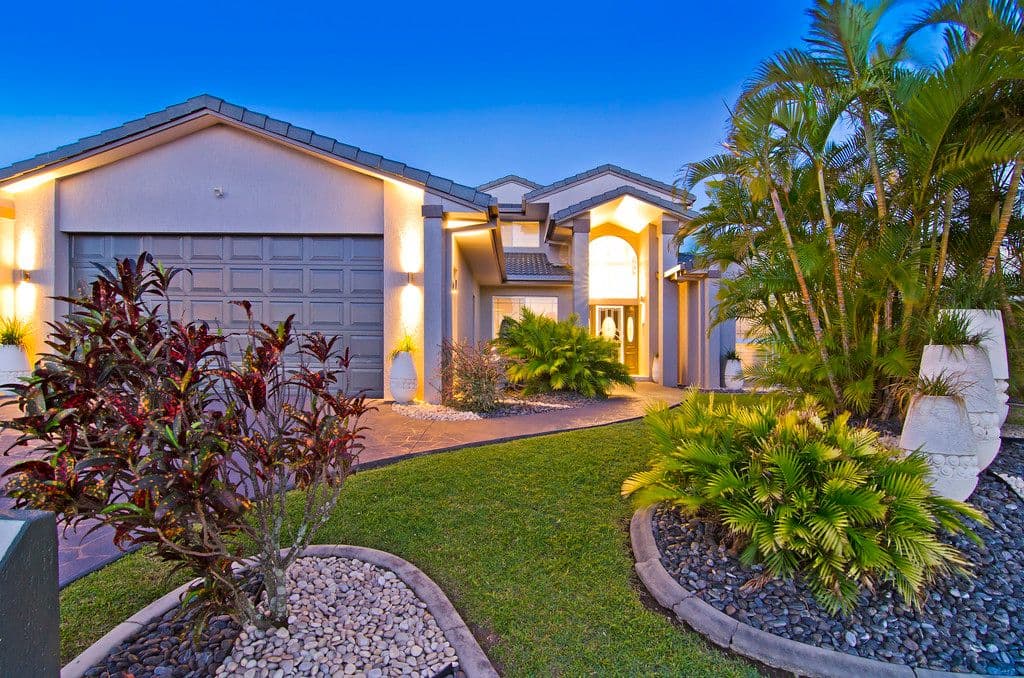 28 Harrier Drive, BURLEIGH WATERS QLD 4220, Burleigh Waters - Thumbnail 3