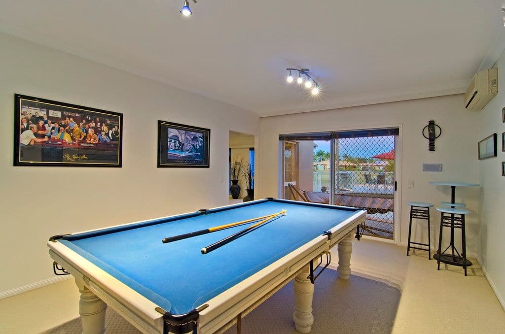 28 Harrier Drive, BURLEIGH WATERS QLD 4220, Burleigh Waters - Thumbnail 6