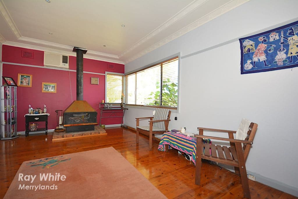47 Mccredie Road, Guildford West - Thumbnail 3