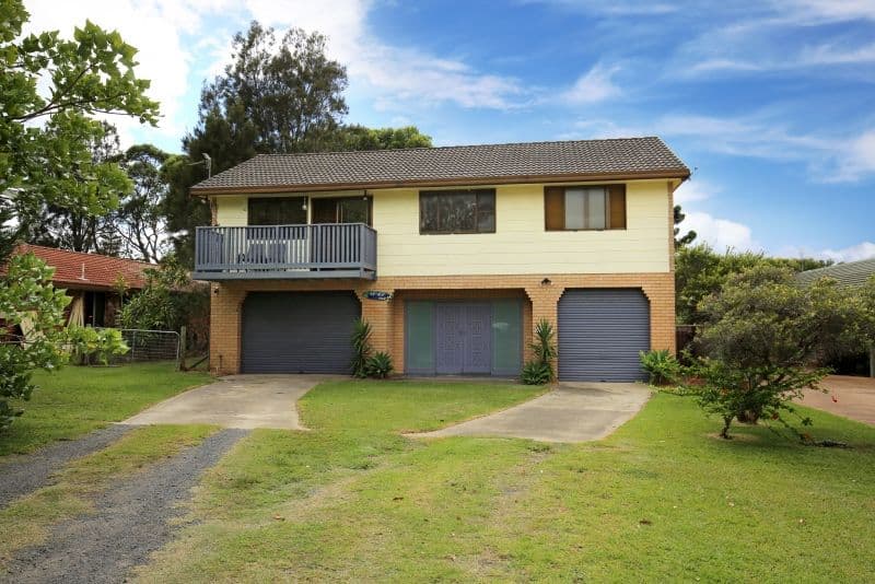 32 Prince Edward Avenue, Culburra Beach - Image 1