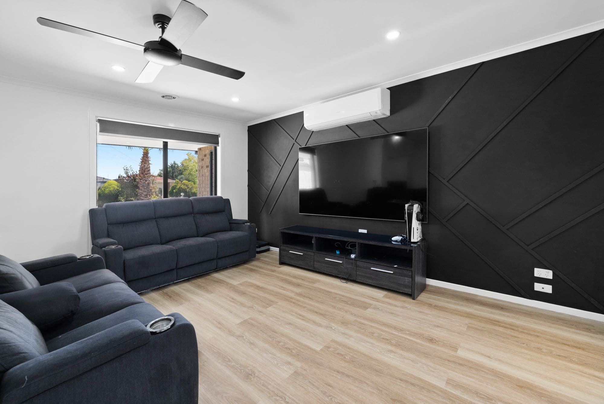 12 Bootten Court, Hoppers Crossing VIC 3029, Hoppers Crossing - Thumbnail 2