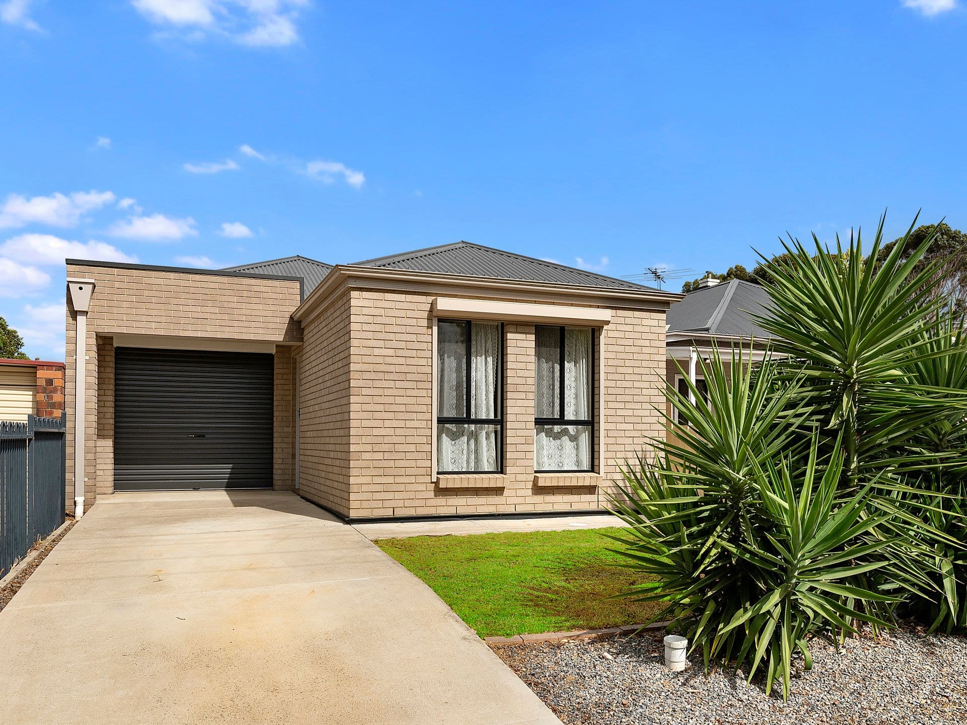 2A Acacia Road, Morphett Vale SA 5162, Morphett Vale - Thumbnail 2