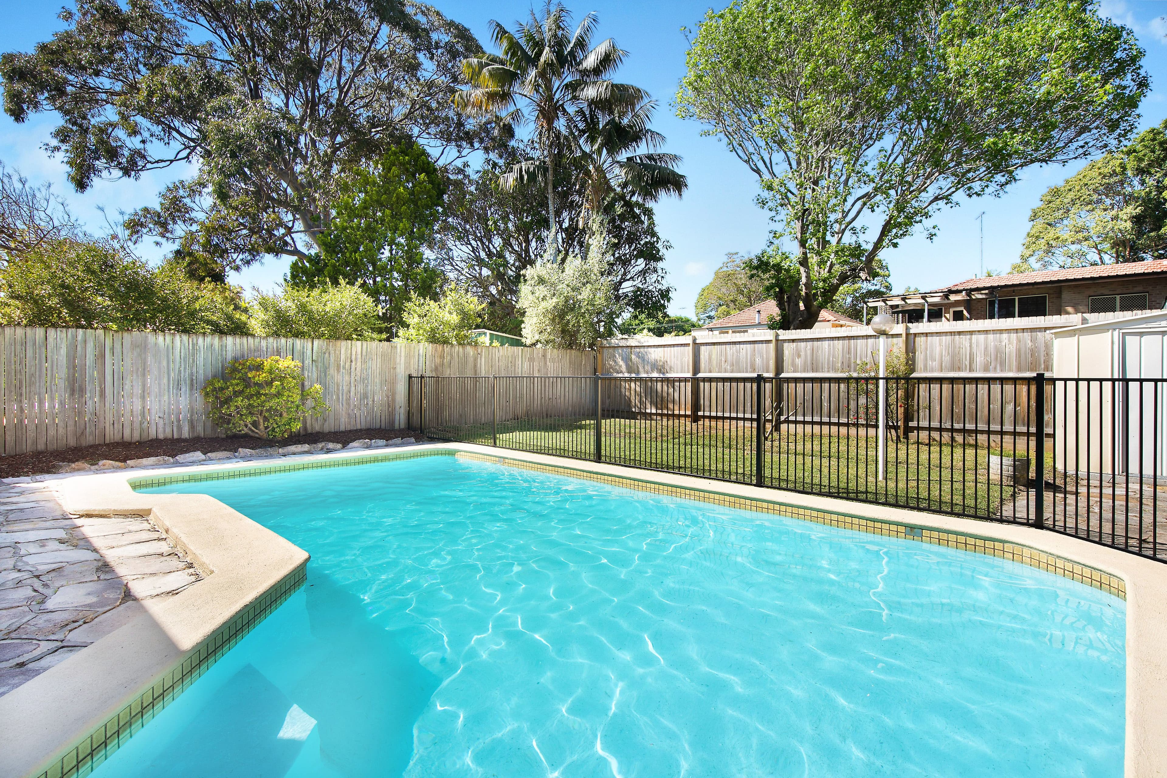 18 Bennett Street, Curl Curl NSW 2096, Curl Curl - Thumbnail 3