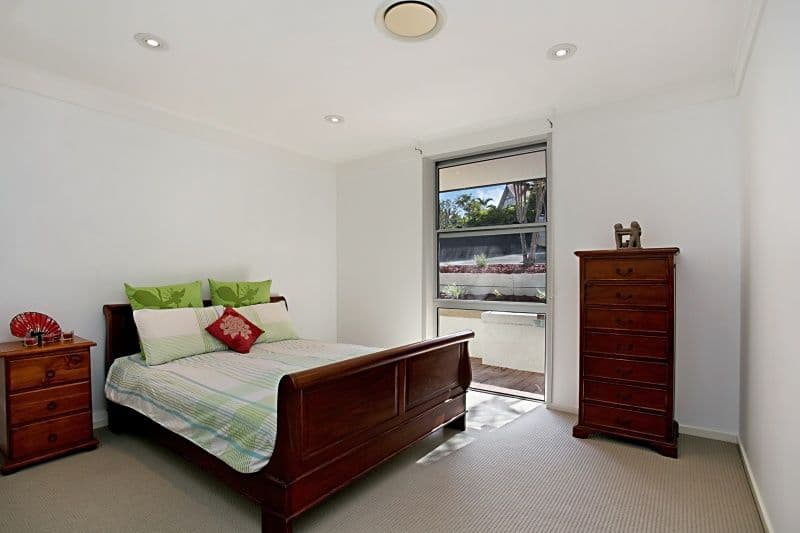 10 Hannah Street, MOUNT OMMANEY QLD 4074, Mount Ommaney - Thumbnail 6