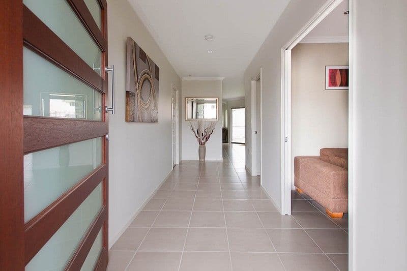 4 Kelby Close, Redland Bay QLD 4165, Redland Bay - Thumbnail 3
