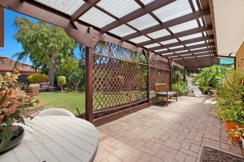 24 Walters Crescent, ABERFOYLE PARK SA 5159, Aberfoyle Park - Thumbnail 2