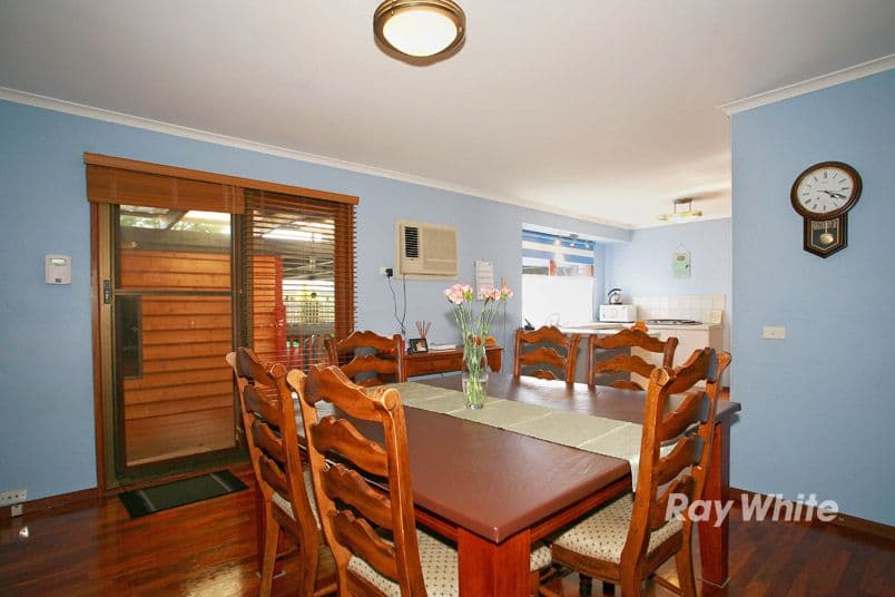 50 Huon Park Road, CRANBOURNE VIC 3977, Cranbourne North - Thumbnail 6
