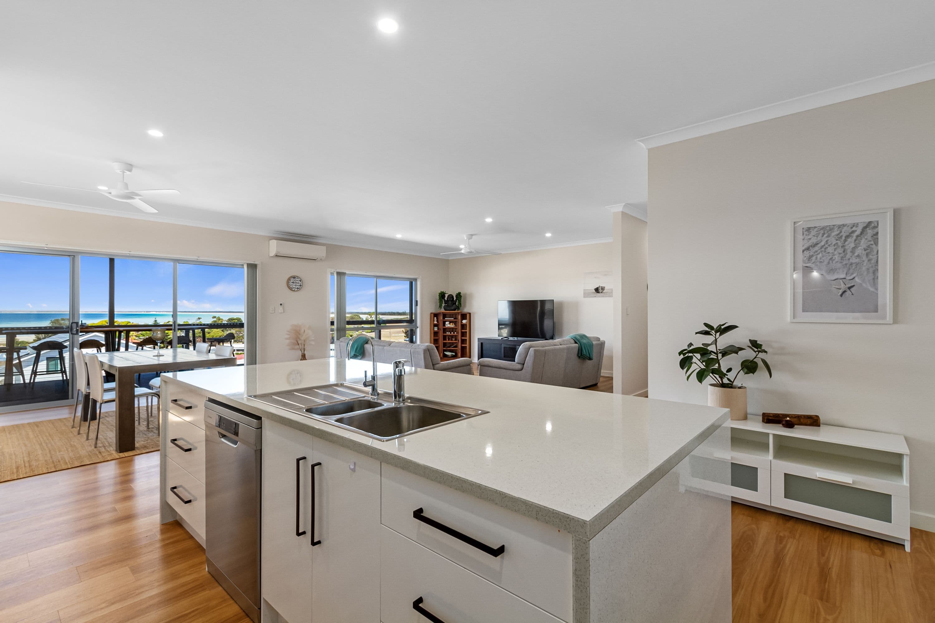 8 Bayview Road, Point Turton SA 5575, Point Turton - Thumbnail 4