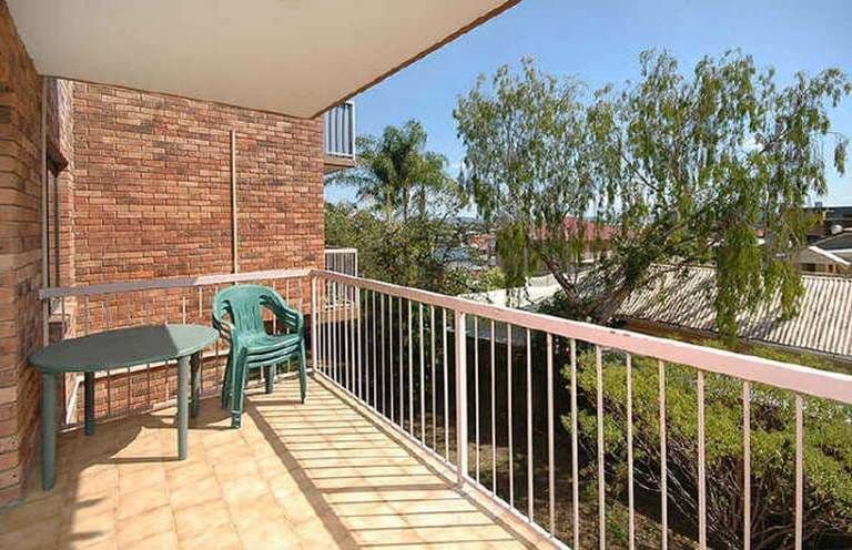233 Cavendish Road, COORPAROO QLD 4151, Coorparoo - Thumbnail 2