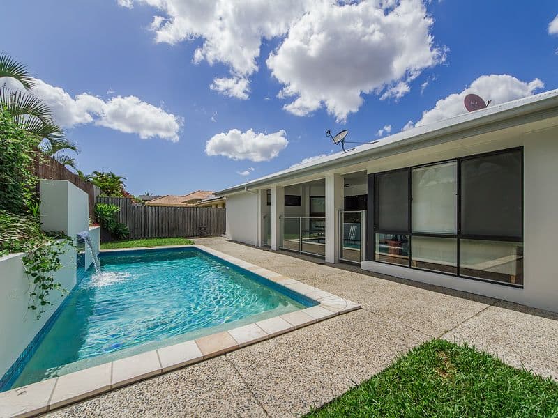 22 Essen Place, Oxenford QLD 4210, Oxenford - Thumbnail 2