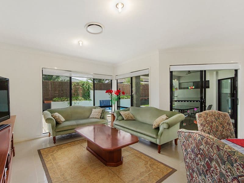 22 Essen Place, Oxenford QLD 4210, Oxenford - Thumbnail 8