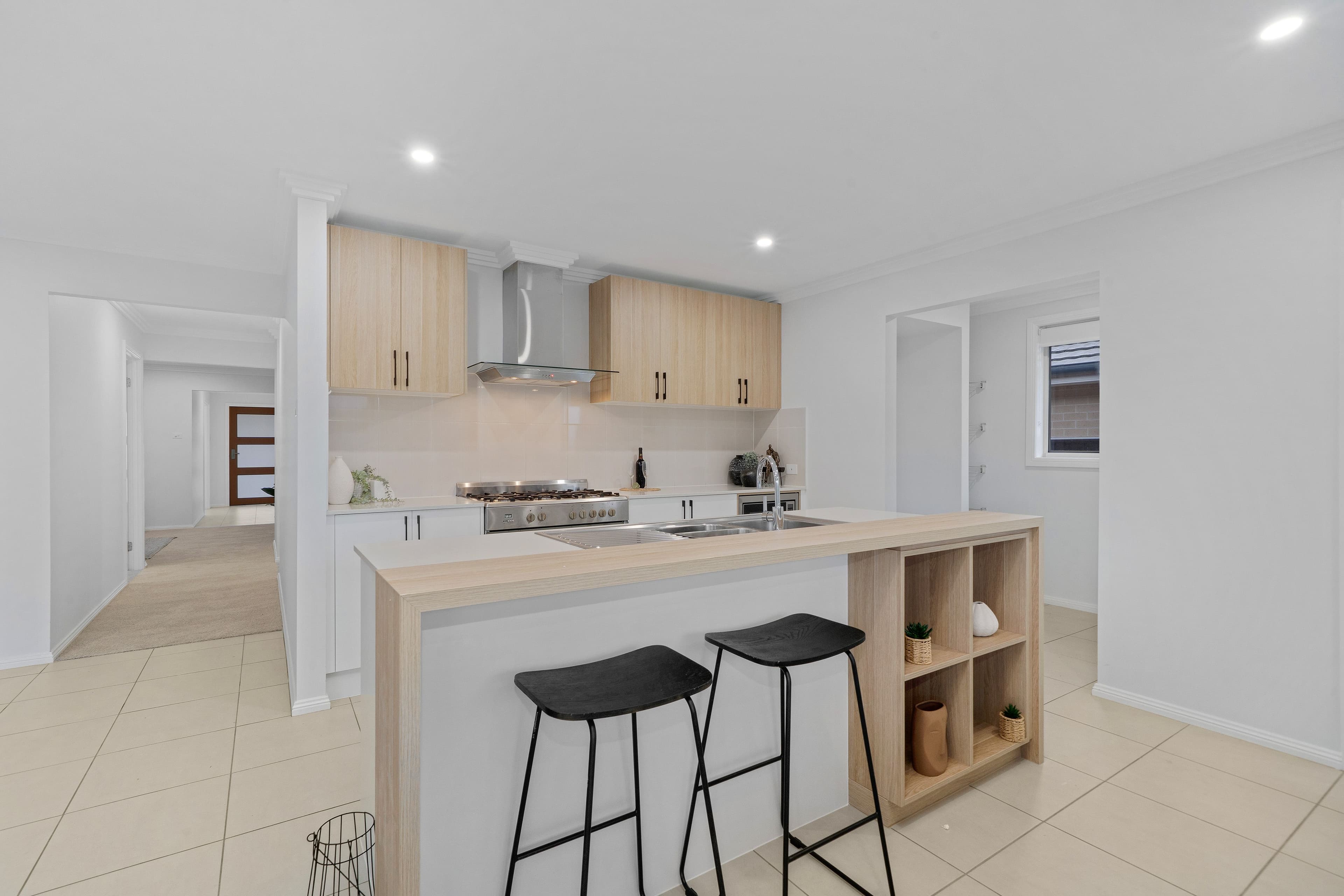 8 Wales Avenue, JORDAN SPRINGS NSW 2747, Jordan Springs - Thumbnail 6