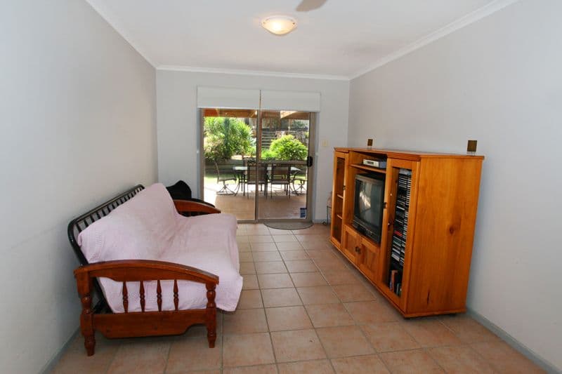 5 Piccabeen Crescent, BUDERIM QLD 4556, Buderim - Thumbnail 2