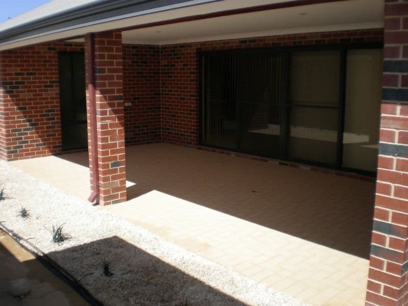 7a Wanda Court, WANDINA WA 6530, Wandina - Thumbnail 5