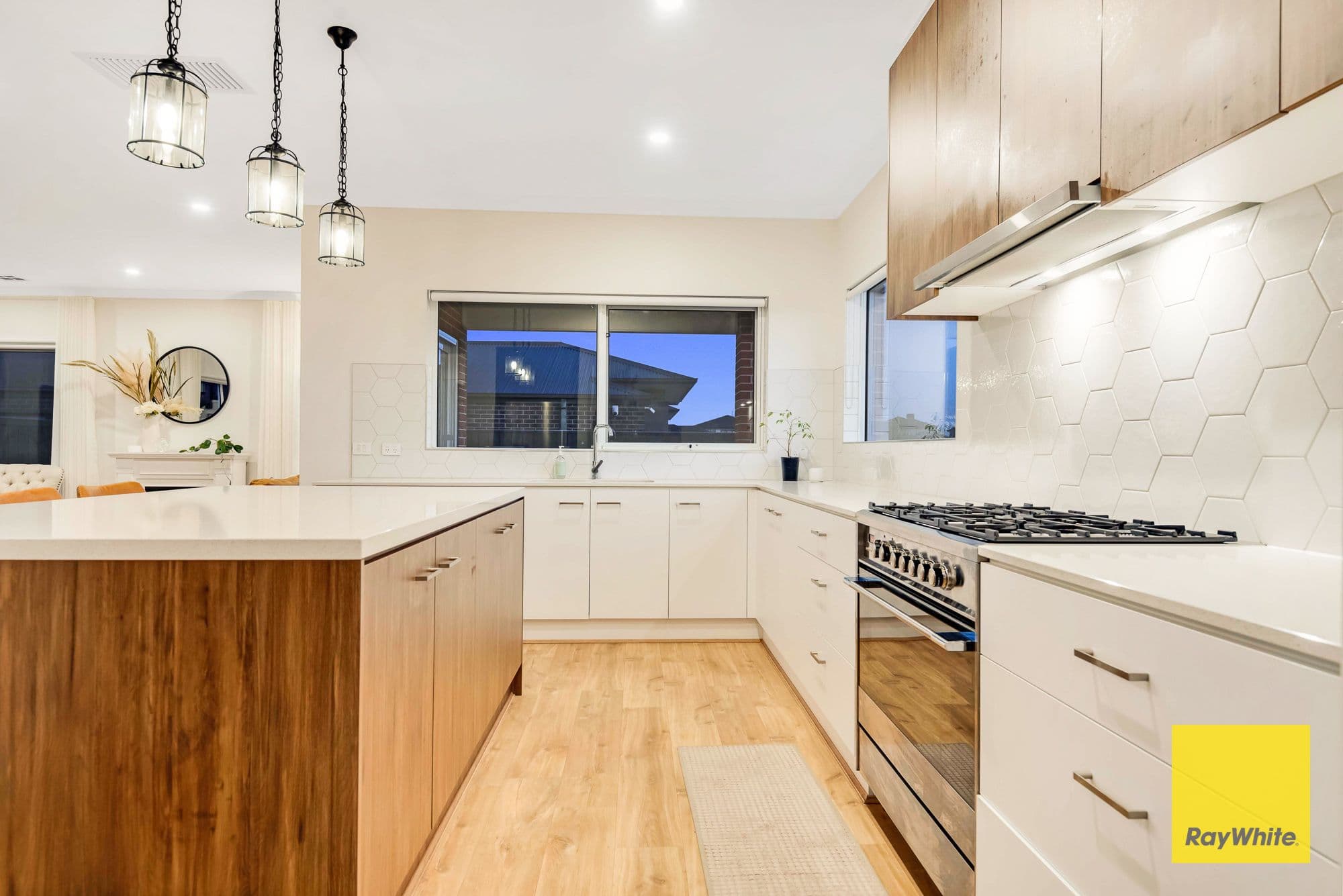 97 Annerley Road, Woolloongabba QLD 4102, Woolloongabba - Thumbnail 8