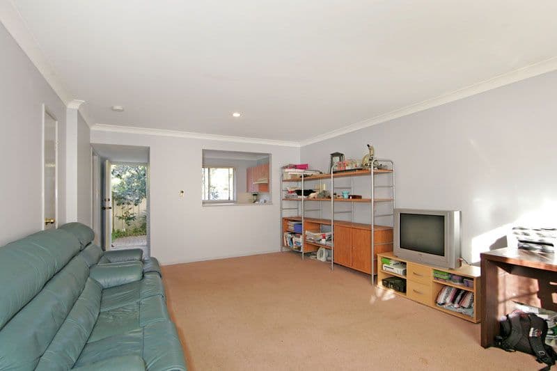 10-11 Richmond Close, BATEAU BAY NSW 2261, Bateau Bay - Thumbnail 3