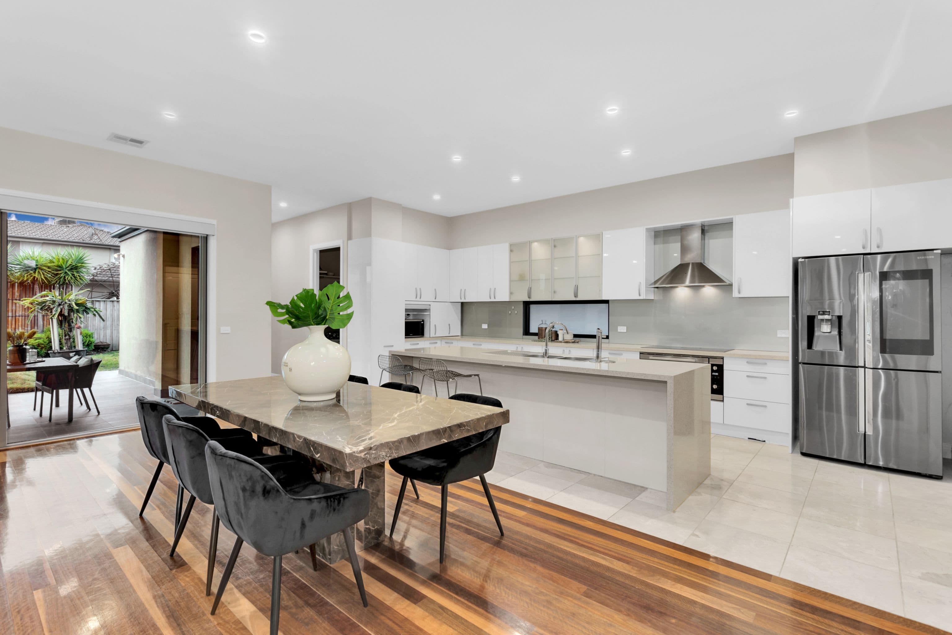 17 Island Point Avenue, Waterways VIC 3195, Waterways - Thumbnail 4