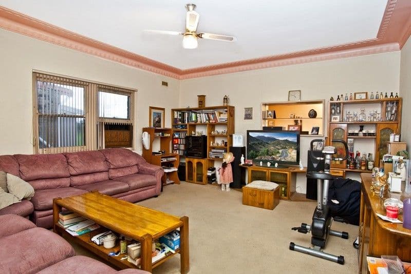 11 Phillips Avenue, CANTERBURY NSW 2193, Canterbury - Thumbnail 3