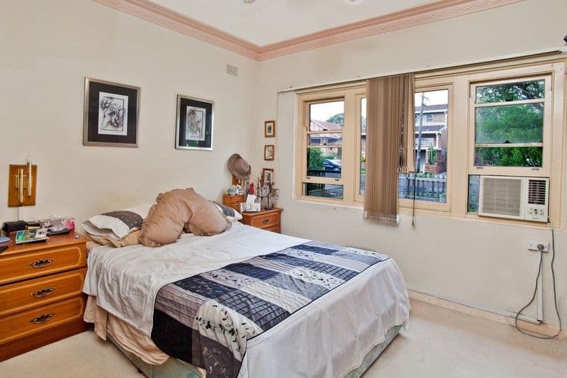 11 Phillips Avenue, CANTERBURY NSW 2193, Canterbury - Thumbnail 4