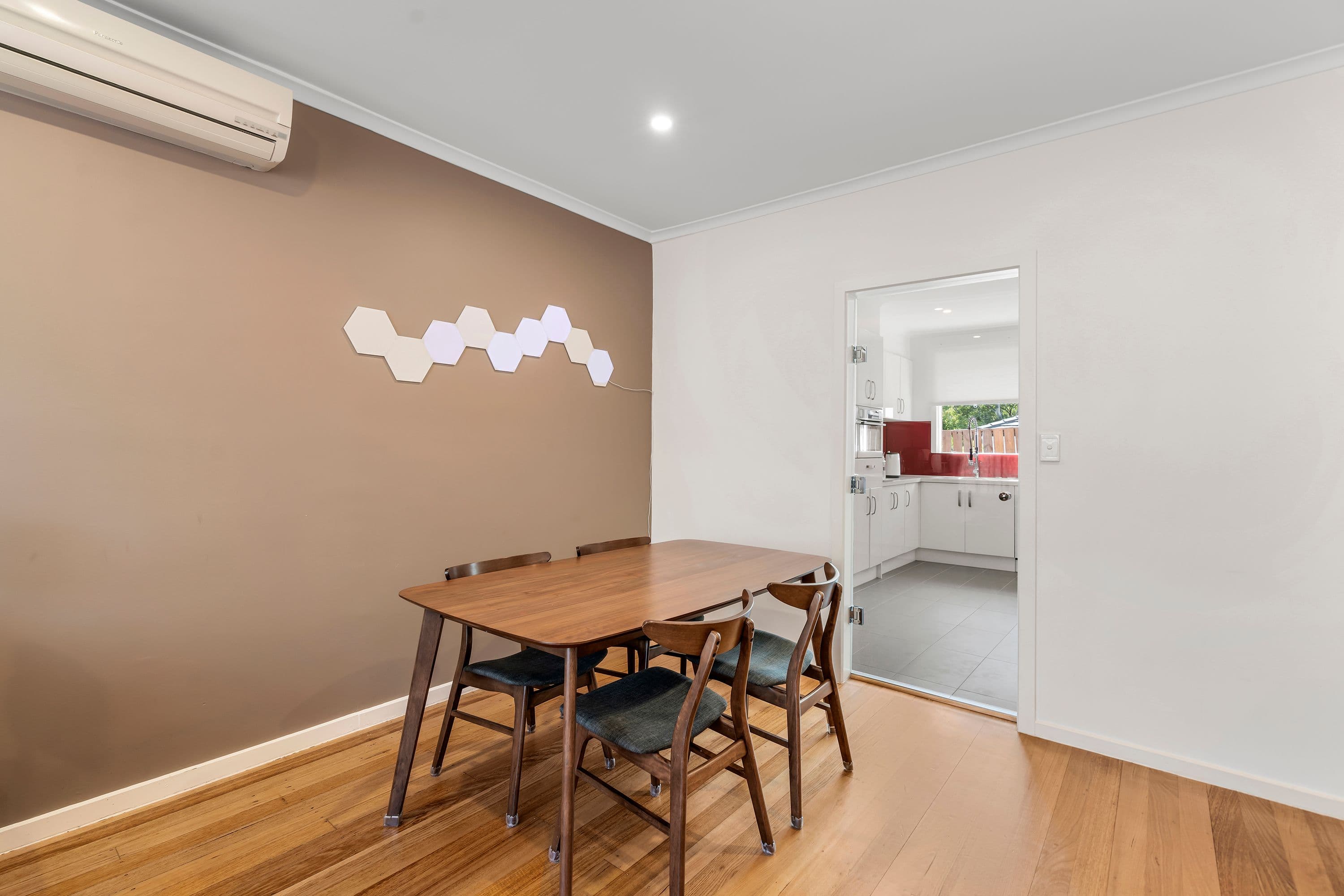 2 Williamson Road, Mont Albert North VIC 3129, Mont Albert North - Thumbnail 4