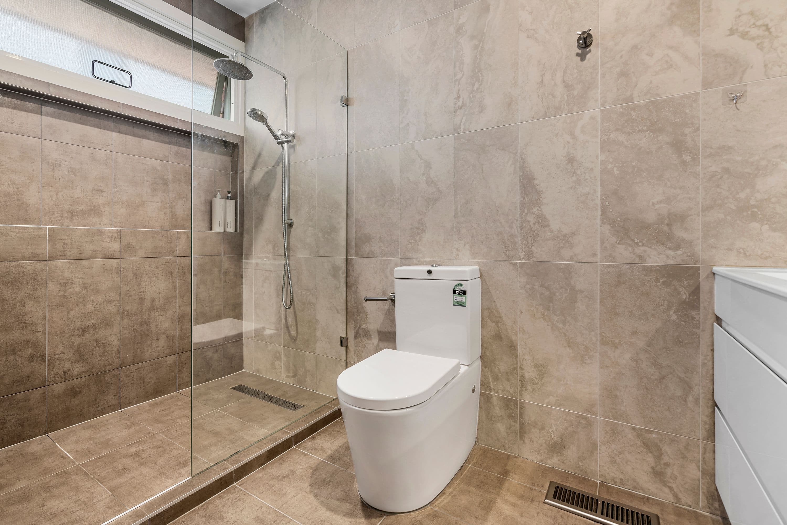 2 Williamson Road, Mont Albert North VIC 3129, Mont Albert North - Thumbnail 8