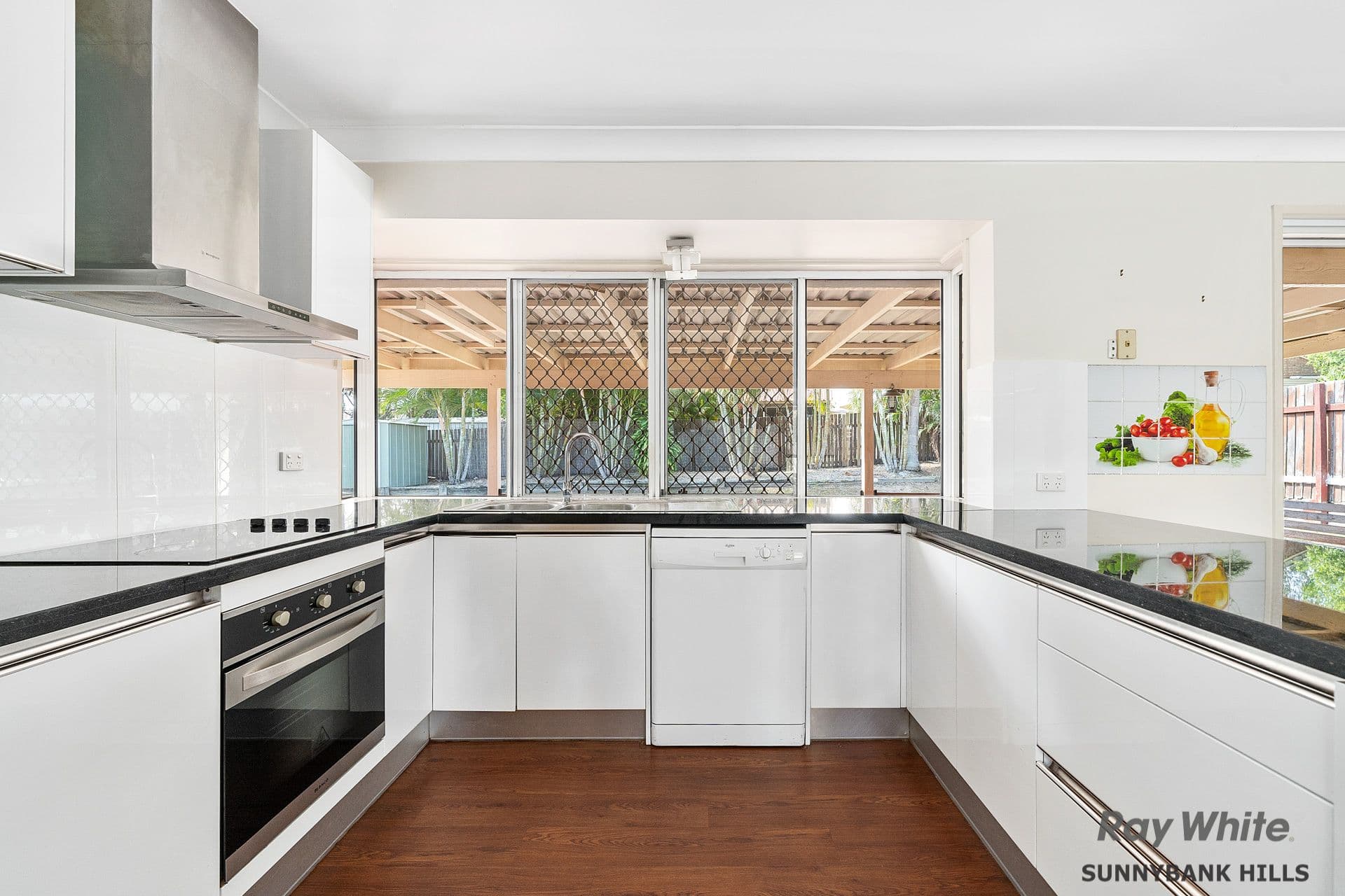 17 Watling Street, Hillcrest QLD 4118, Hillcrest - Thumbnail 5