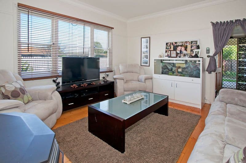 49 Oxford Street, WHITTINGTON VIC 3219, Whittington - Thumbnail 4