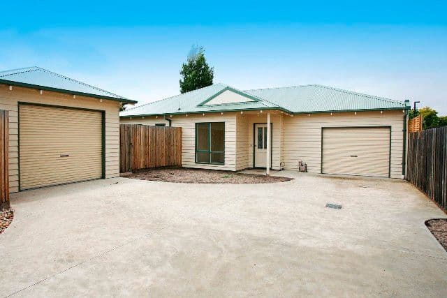 7 Garvoc Court, Meadow Heights, VIC, 3048, Meadow Heights - Thumbnail 5