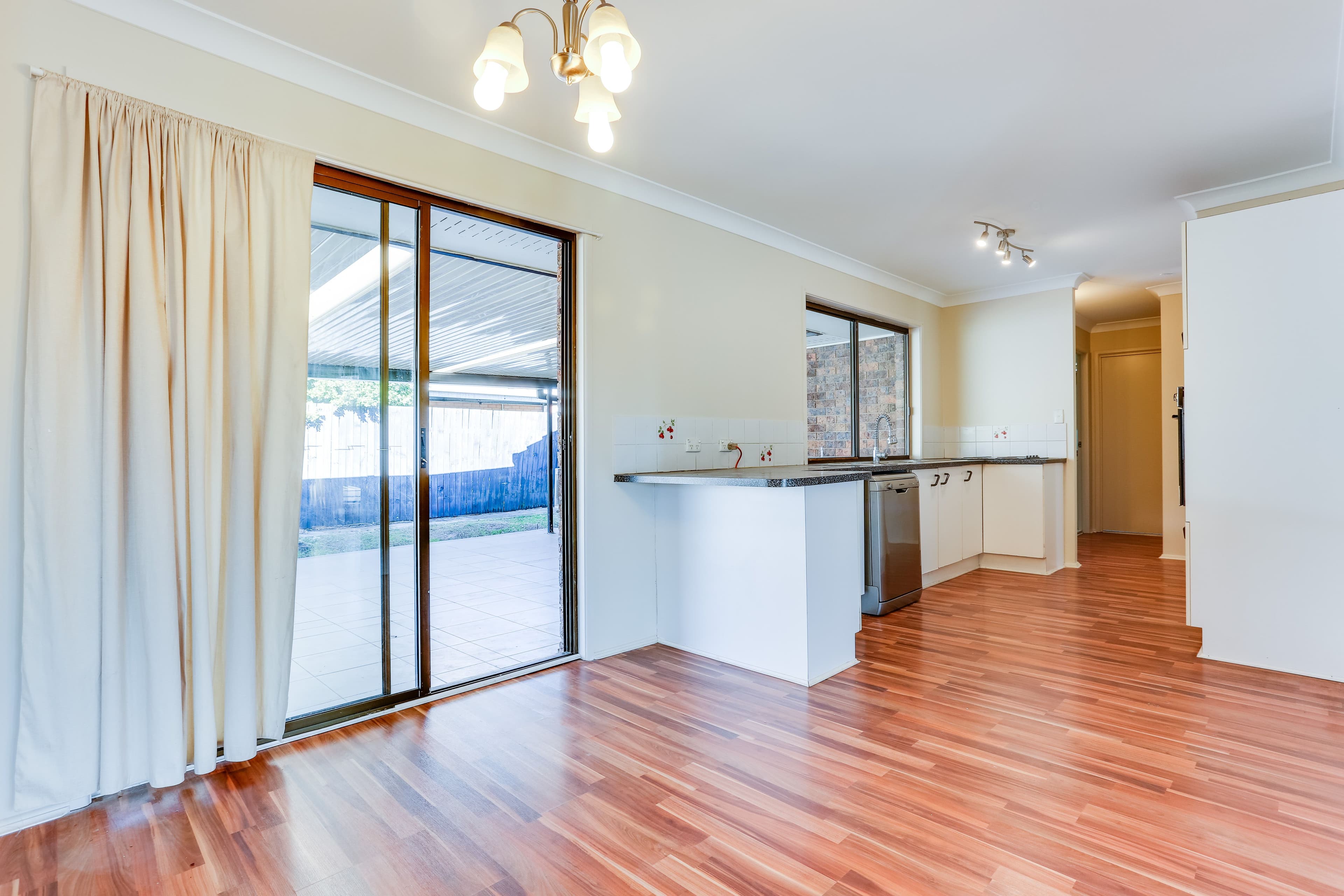 40 Henty Drive, Redbank Plains QLD 4301, Redbank Plains - Thumbnail 4