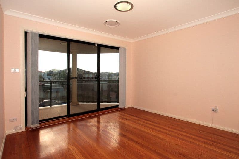 11 Flint Close, WEST HOXTON NSW 2171, West Hoxton - Thumbnail 7