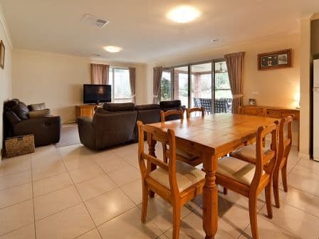 11  Belah Court, THURGOONA NSW 2640, Thurgoona - Thumbnail 3