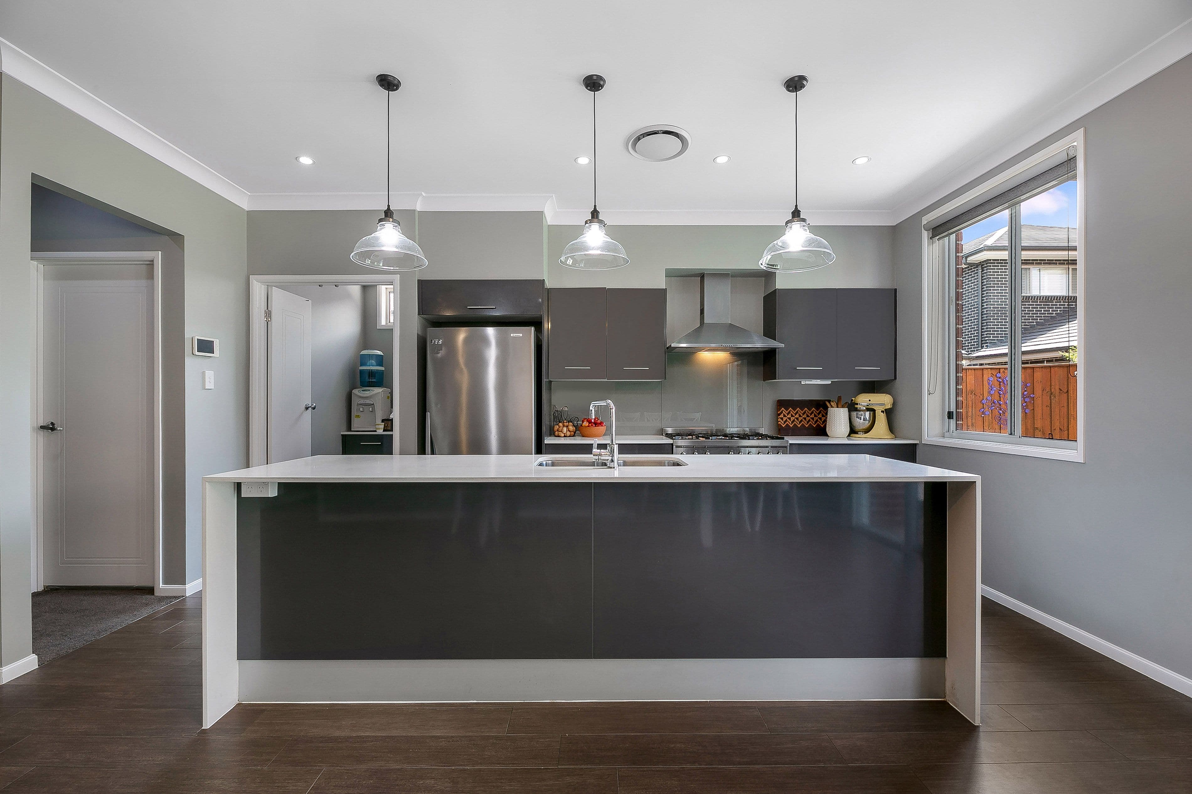 92 Jones Avenue, Potts Hill NSW 2143, Potts Hill - Thumbnail 4