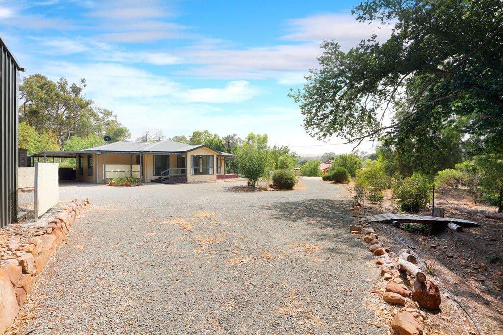 16 Adelaide North Road, Watervale SA 5452, Watervale - Image 1