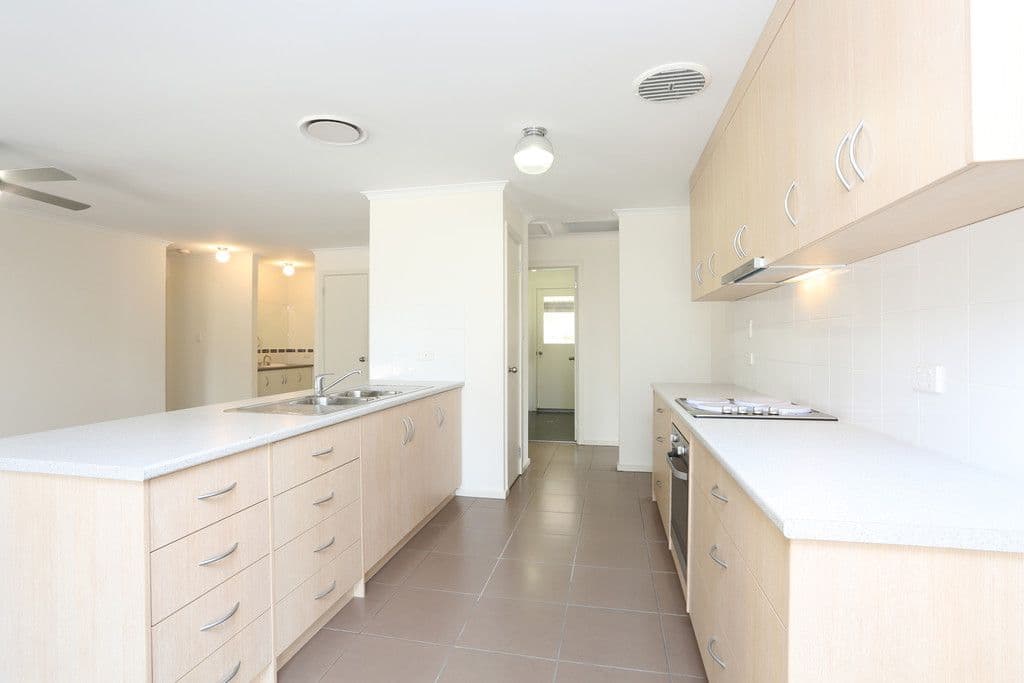 16 Adelaide North Road, Watervale SA 5452, Watervale - Thumbnail 3