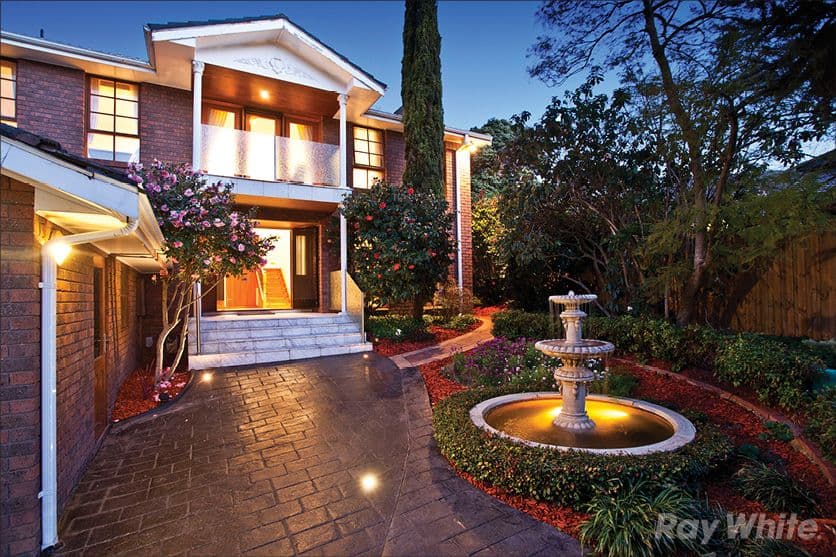 5 Wattleglade Court, WHEELERS HILL VIC 3150, Wheelers Hill - Thumbnail 2