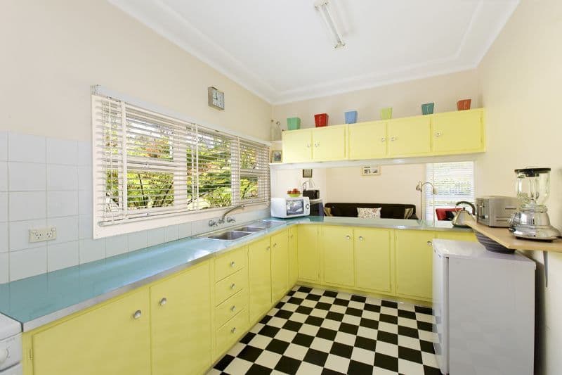 4 Aster Avenue, ASQUITH NSW 2077, Asquith - Thumbnail 2