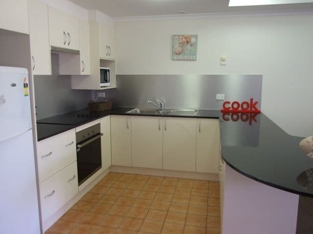 46 Jones Avenue, MOLLYMOOK NSW 2539, Mollymook Beach - Thumbnail 2