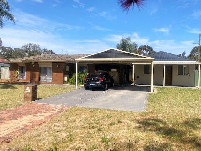 14 Beechcroft Place, Camillo WA 6111, Camillo - Thumbnail 2