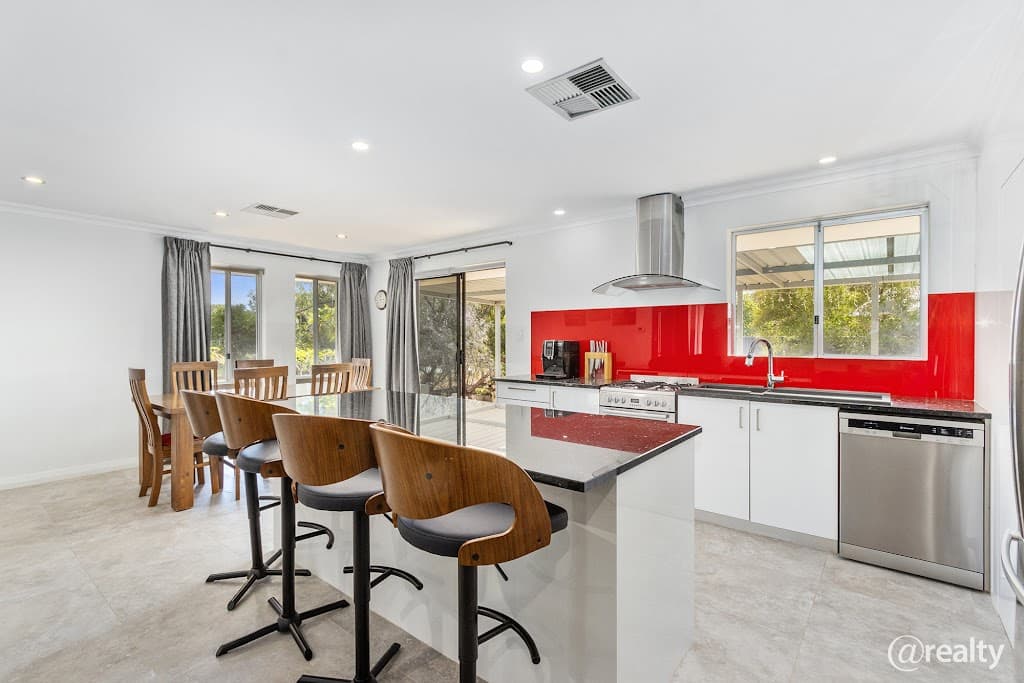11 Janet Street, Hazelmere, WA, 6055, Hazelmere - Thumbnail 2