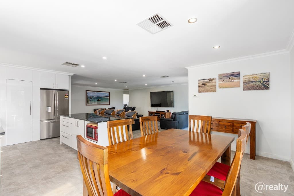 11 Janet Street, Hazelmere, WA, 6055, Hazelmere - Thumbnail 4