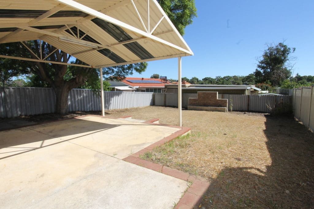 65 Hainsworth Avenue, Girrawheen WA 6064, Girrawheen - Thumbnail 2