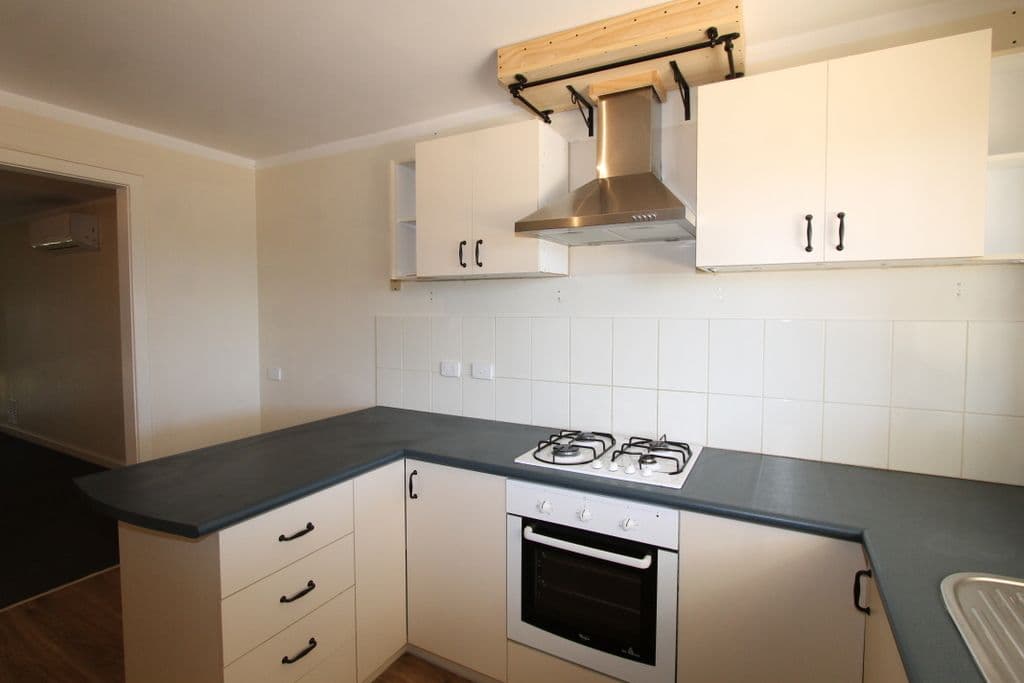 65 Hainsworth Avenue, Girrawheen WA 6064, Girrawheen - Thumbnail 7