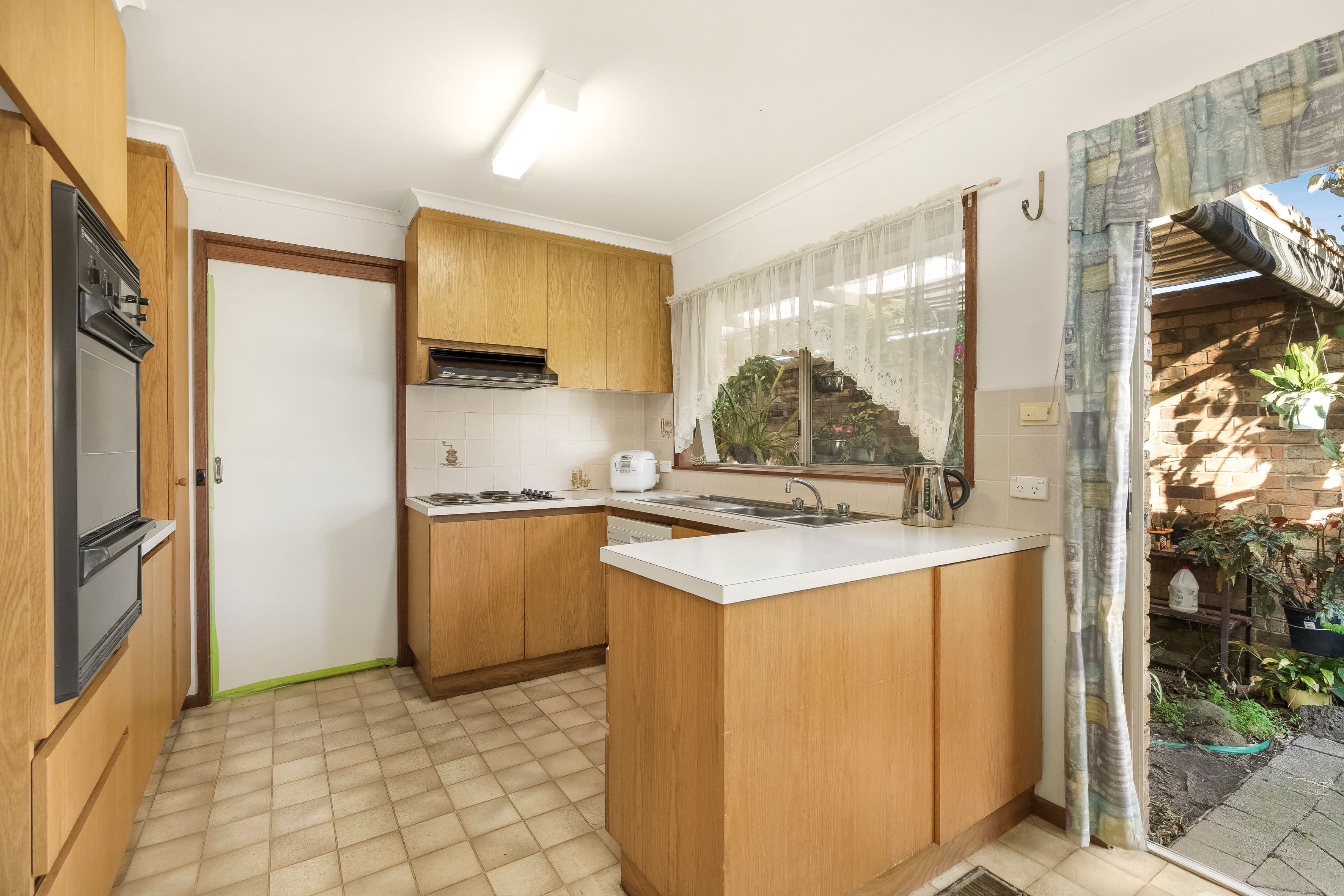 29 Fernhill Street, Glen Waverley VIC 3150, Glen Waverley - Thumbnail 3