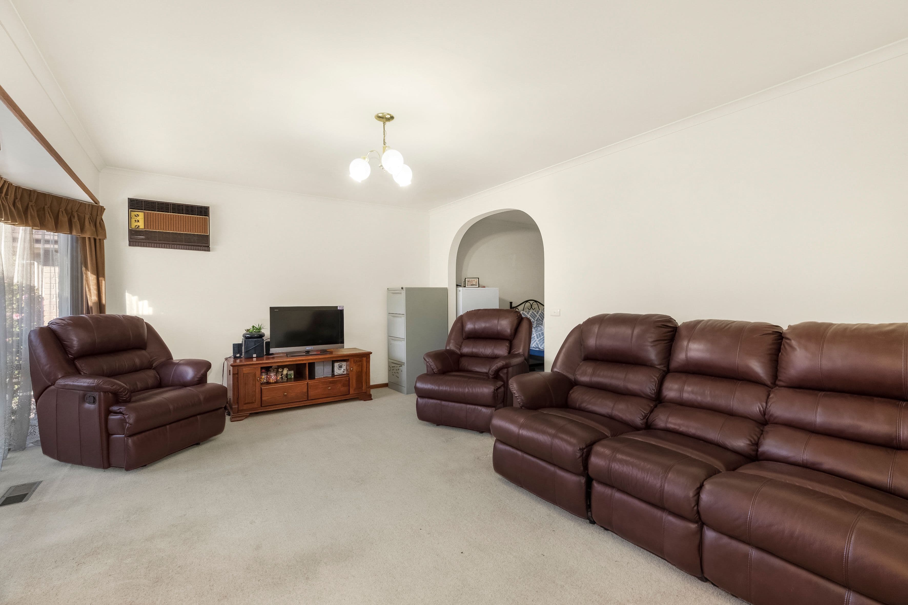 29 Fernhill Street, Glen Waverley VIC 3150, Glen Waverley - Thumbnail 5