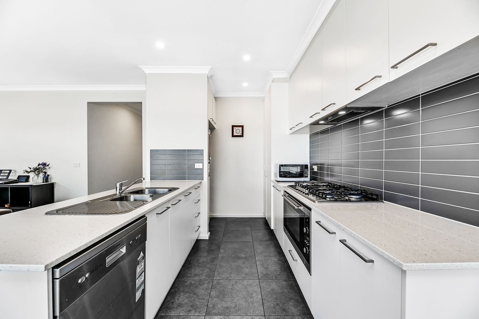 30 Jackwood Drive, Clyde North VIC 3978, Clyde North - Thumbnail 4