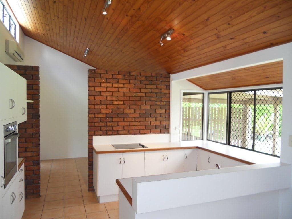 9 Lenesha Drive, ANDERGROVE QLD 4740, Andergrove - Thumbnail 5
