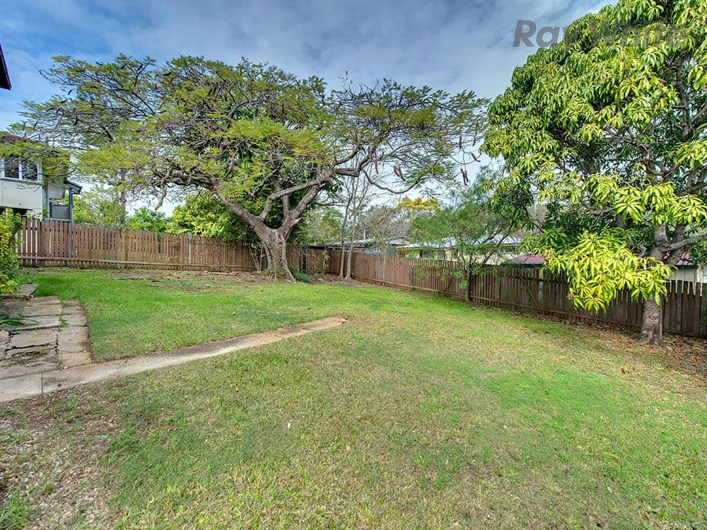 8 Hales Street, Riverview QLD 4303, Riverview - Thumbnail 6